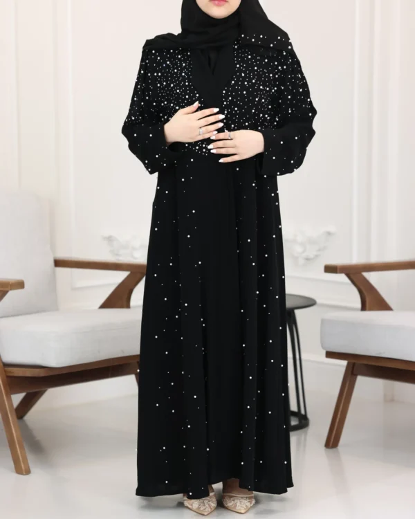 ⁦عباية لوسين باللؤلؤ الأبيض⁩ - الصورة ⁦3⁩