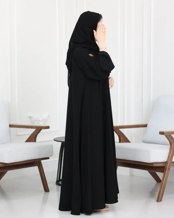 ⁦عباية همسة كلوش بدقات زي⁩ - الصورة ⁦2⁩
