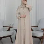 عباية بيج محددة بفصوص