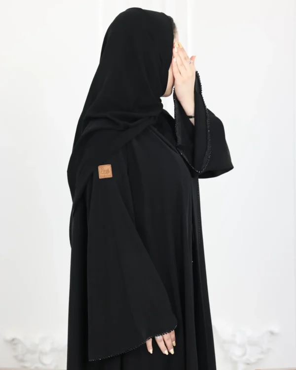 ⁦عباية كلوش بشك اسود محددة⁩ - الصورة ⁦10⁩