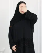 ⁦عباية كلوش هندي بطبقات مطرزه اسود⁩ - الصورة ⁦4⁩