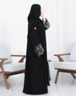 ⁦عباية أجوان بشك رمادي على اكمام⁩ - الصورة ⁦5⁩