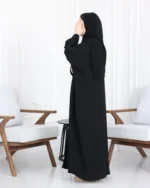⁦عباية بشت مزينة بدقات اري اسود⁩ - الصورة ⁦6⁩
