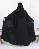⁦عباية بشت مزينة بدقات اري اسود⁩ - الصورة ⁦2⁩