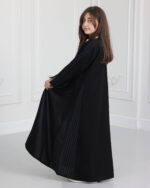 عباية بناتي مندمجة بكتان مخطط ابيض