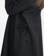 ⁦عباية بناتي فيونكة بلون اسود⁩ - الصورة ⁦4⁩