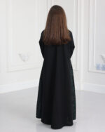 ⁦عباية بناتي مندمجة بجاكار خطوط اخضر⁩ - الصورة ⁦3⁩