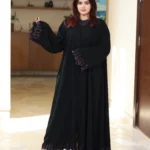 عباية لاميرا مطرزة موف من اكمام واسفل العباية