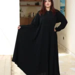 عباية ايفانز كلوش مطرزة باسود على اكمام و طرحة