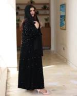 ⁦عباية باللؤلؤ الأبيض⁩ - الصورة ⁦3⁩