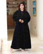 ⁦عباية باللؤلؤ الأبيض⁩ - الصورة ⁦5⁩