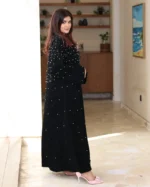 ⁦عباية باللؤلؤ الأبيض⁩ - الصورة ⁦6⁩