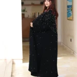 عباية باللؤلؤ الأبيض