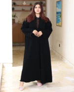 ⁦عباية باللؤلؤ الأسود⁩ - الصورة ⁦6⁩