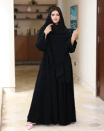 عباية كريب ملكي مطرزة بشك اسود 0889