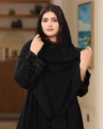 ⁦عباية كريب ملكي مطرزة بشك اسود 0889⁩ - الصورة ⁦7⁩