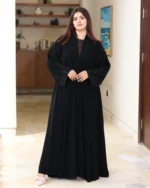⁦عباية كريب ملكي مطرزة بشك اسود 0889⁩ - الصورة ⁦8⁩