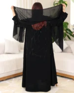 ⁦عباية مطرزة بشك اسود فمخة 0891⁩ - الصورة ⁦4⁩