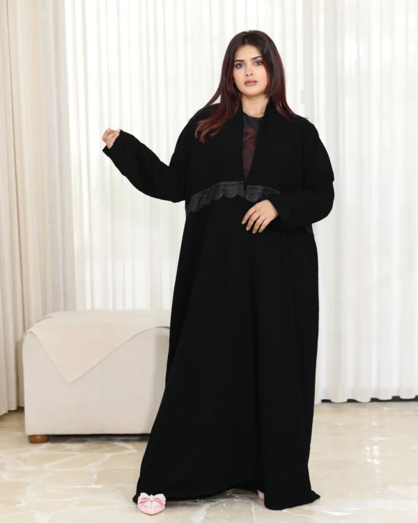 ⁦عباية كتف FAKRO محددة بشريط دانتيل 0897⁩ - الصورة ⁦3⁩