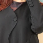 عباية بليزر أسود من أمام قصة موج